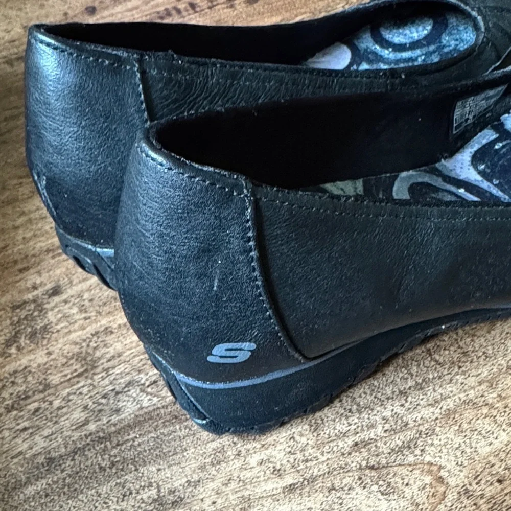 Skechers Women's Black Ballet Flats EUC